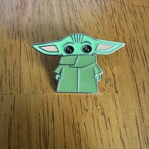 Disney Baby Yoda enamel pin